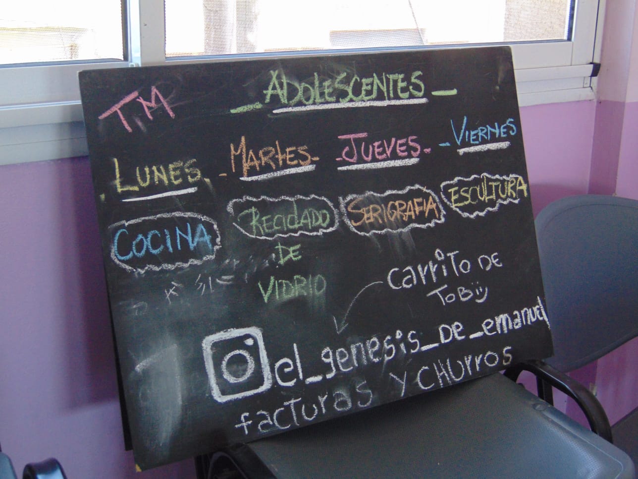Visitamos el Centro de Día para adolescentes de Avellaneda.