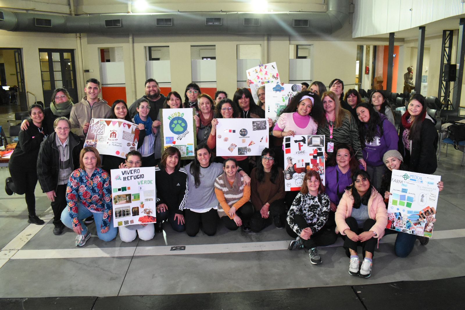 🎉Tuvimos una clase presencial de Identidad de Marca en el Centro Municipal del Arte